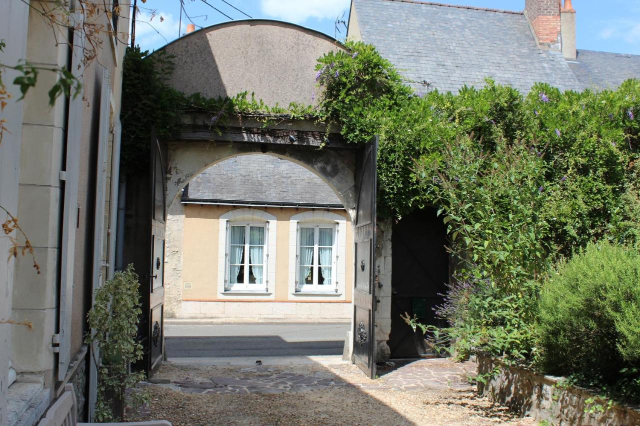 Bed and Breakfast 5 Grande Rue Le Lude Exterior foto